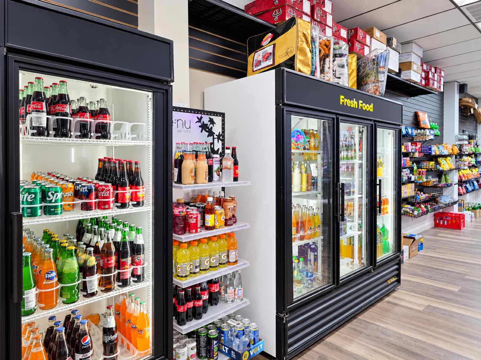 Refrigeradores con refrescos y bebidas